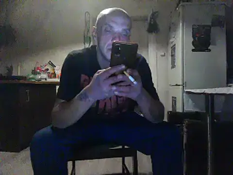 Snapshot of Sluchacze chatting on February 14, 2025, 3:33 am Sluchacze online show from February 14, 2025, 3:33 am