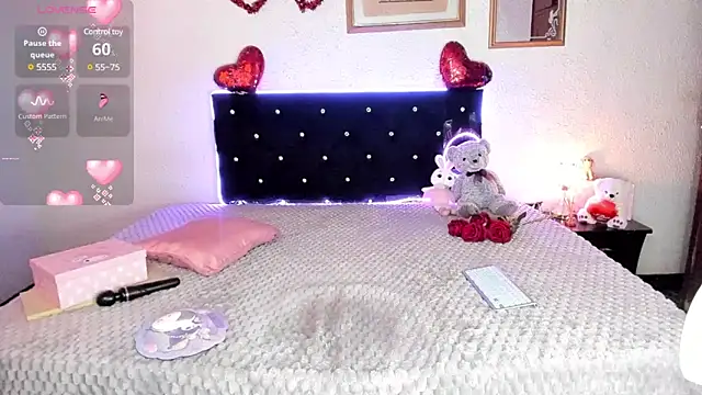 Snapshot of Silver_Lovee chatting on March 10, 2025, 8:01 pm Silver Lovee online show from March 10, 2025, 8:01 pm