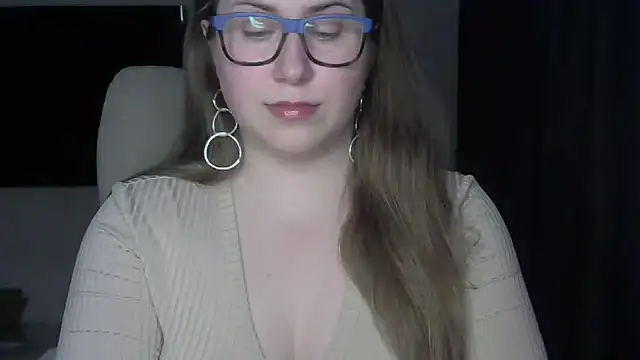 SeasonalSomeone online show from March 23, 2026, 11:15 pm