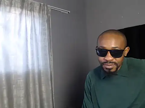 Snapshot of Ogmelo chatting on July 19, 2026, 2:36 pm Ogmelo online show from July 19, 2026, 2:36 pm