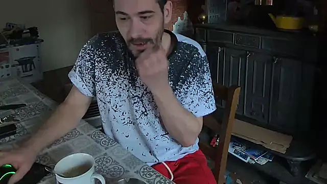 Snapshot of Ethangay chatting on December 1, 2025, 8:15 am Ethangay online show from December 1, 2025, 8:15 am