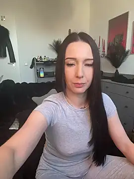 Trixie-Tainted online show from March 19, 2026, 2:06 pm