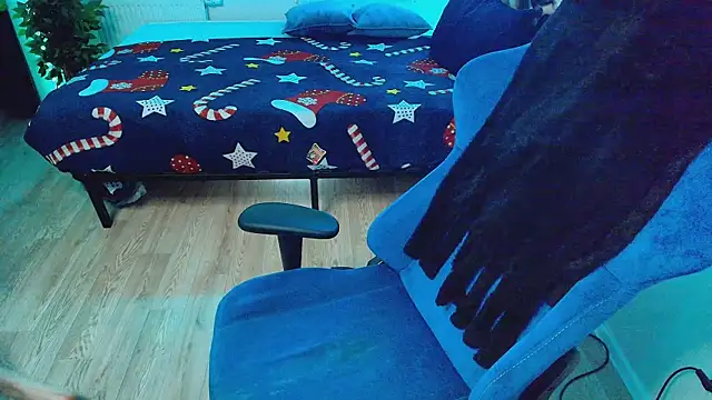 CranberryHot online show from April 2, 2026, 1:35 am