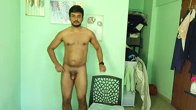 daringcutie online show from April 30, 2026, 8:21 am