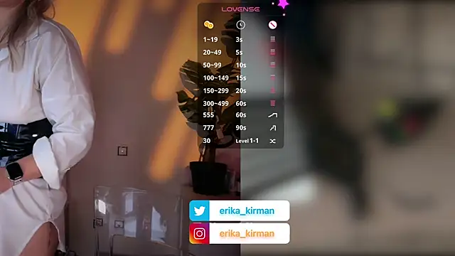 Snapshot of Erika_Kirman chatting on March 27, 2026, 10:27 am Erika Kirman online show from March 27, 2026, 10:27 am