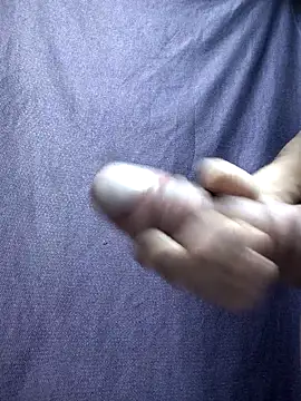 Snapshot of Robika-bika chatting on November 21, 2025, 9:30 am Robika-bika online show from November 21, 2025, 9:30 am