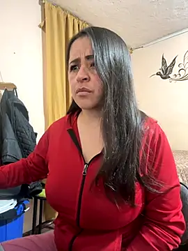 Snapshot of latinfemale chatting on November 4, 2025, 1:31 am latinfemale online show from November 4, 2025, 1:31 am