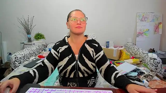 Snapshot of IamYourNarcotic chatting on December 15, 2025, 1:06 pm IamYourNarcotic online show from December 15, 2025, 1:06 pm