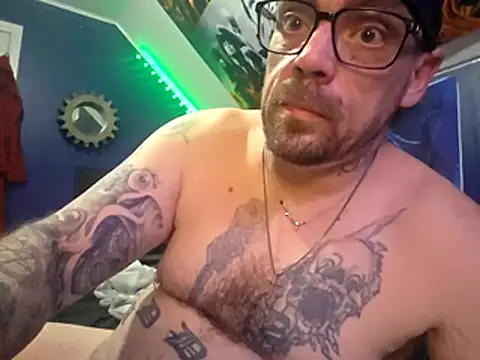 canadacockinme online show from April 3, 2026, 11:33 pm