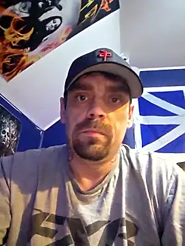 Snapshot of canadacockinme chatting on February 2, 2026, 2:32 am canadacockinme online show from February 2, 2026, 2:32 am