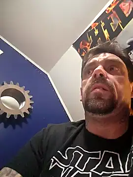 canadacockinme online show from December 14, 2025, 8:42 am