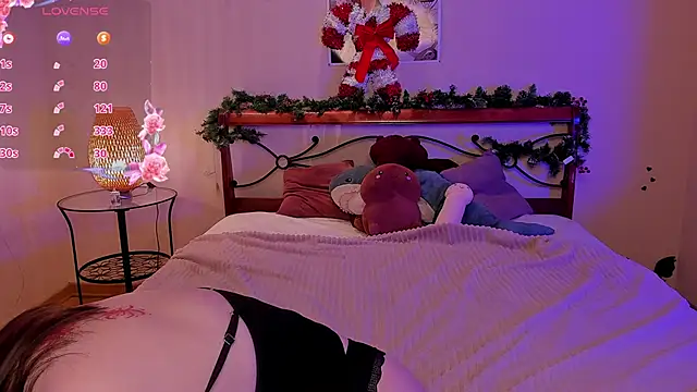 elise sweet online show from December 17, 2025, 1:32 am