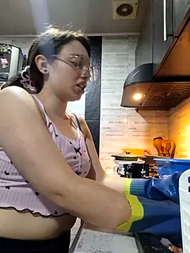 linda-schmidt online show from September 28, 2025, 5:53 pm