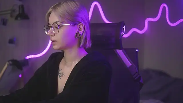 Snapshot of alyssa_sweet chatting on May 13, 2026, 3:02 am alyssa sweet online show from May 13, 2026, 3:02 am