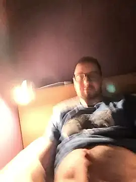 Snapshot of GreenHornyGuy chatting on January 10, 2026, 10:05 pm GreenHornyGuy online show from January 10, 2026, 10:05 pm