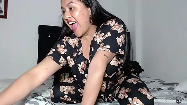 venuz mendoza20 online show from December 19, 2025, 12:14 am