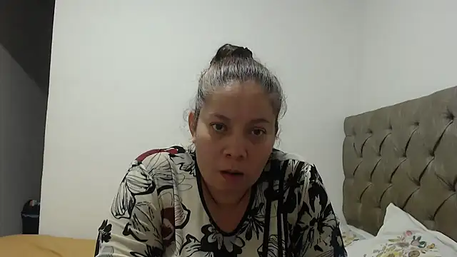 Snapshot of tiffany_horny_1 chatting on January 23, 2025, 6:49 am tiffany horny 1 online show from January 23, 2025, 6:49 am