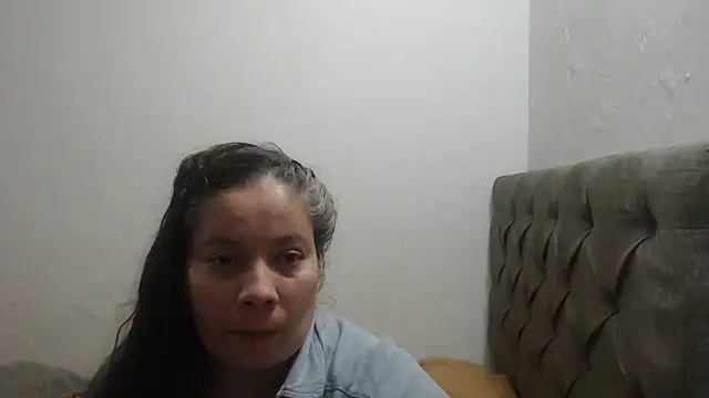 Snapshot of tiffany_horny_1 chatting on October 9, 2025, 6:14 am tiffany horny 1 online show from October 9, 2025, 6:14 am