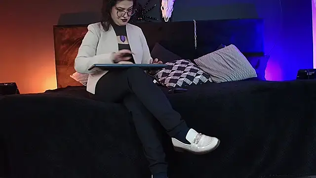 Snapshot of _Jade_16 chatting on October 25, 2025, 12:04 pm Jade 16 online show from October 25, 2025, 12:04 pm