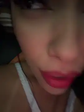 Snapshot of emma_andrew1 chatting on April 28, 2026, 9:30 pm emma andrew1 online show from April 28, 2026, 9:30 pm