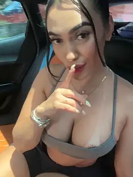 Snapshot of emma_andrew1 chatting on October 2, 2025, 4:10 pm emma andrew1 online show from October 2, 2025, 4:10 pm