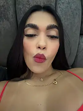 Snapshot of emma_andrew1 chatting on June 30, 2026, 12:43 am emma andrew1 online show from June 30, 2026, 12:43 am