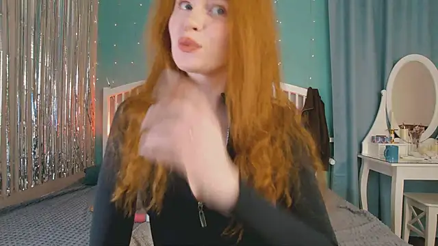 Snapshot of GingerArin chatting on April 15, 2026, 11:49 am GingerArin online show from April 15, 2026, 11:49 am