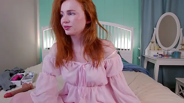 Snapshot of GingerArin chatting on March 22, 2025, 4:04 pm GingerArin online show from March 22, 2025, 4:04 pm