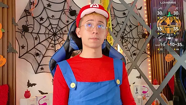 Snapshot of Chris_Bennett chatting on October 25, 2025, 1:12 pm Chris Bennett online show from October 25, 2025, 1:12 pm