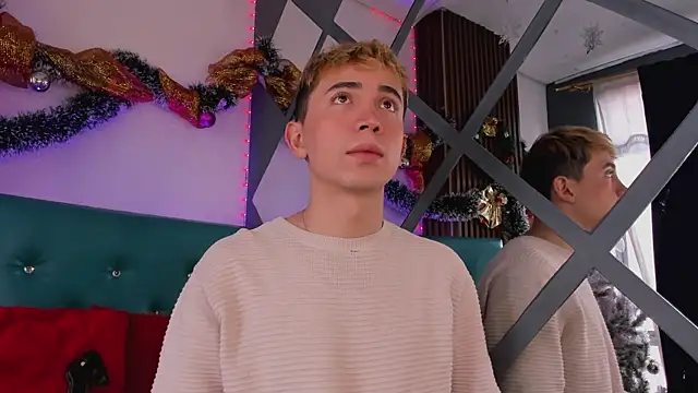 Chris Bennett online show from December 18, 2025, 1:48 pm