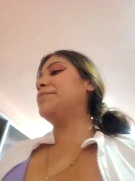 DORYY online show from April 19, 2026, 3:29 am