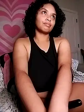 Snapshot of TasteeKitty chatting on November 9, 2025, 6:50 am TasteeKitty online show from November 9, 2025, 6:50 am