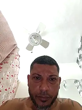 tropikboy online show from November 28, 2025, 12:49 pm