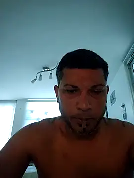 tropikboy online show from October 3, 2025, 10:28 am