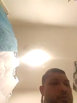 tropikboy online show from October 17, 2025, 9:45 am