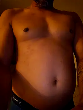 tropikboy online show from October 29, 2025, 9:52 am