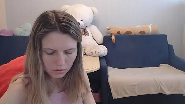 night is dark online show from April 13, 2026, 1:04 pm