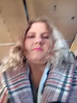 Snapshot of LizaCakes chatting on March 20, 2025, 3:04 pm LizaCakes online show from March 20, 2025, 3:04 pm