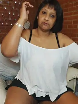 Lilybanx online show from April 6, 2026, 3:57 pm