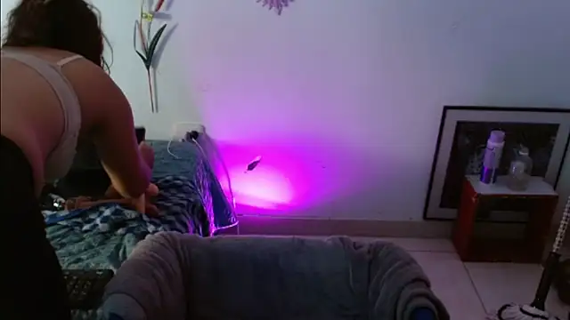 keyklin1 online show from February 13, 2026, 11:54 am