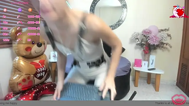 NicoleSantana online show from April 9, 2026, 10:27 pm