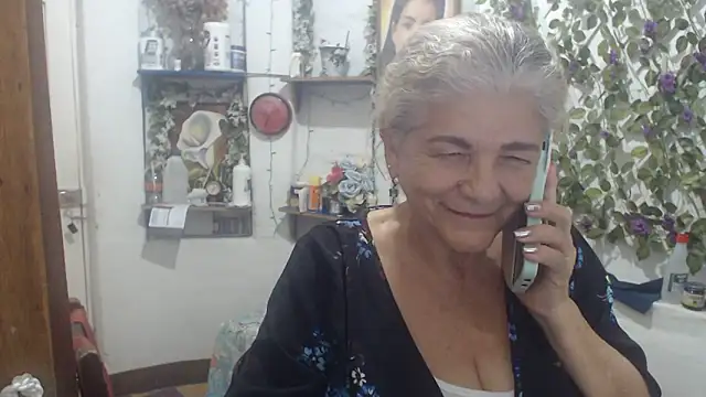 FunnyGrandma online show from May 25, 2026, 12:21 am