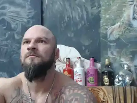 Snapshot of viking_30 chatting on December 17, 2025, 7:41 pm viking 30 online show from December 17, 2025, 7:41 pm