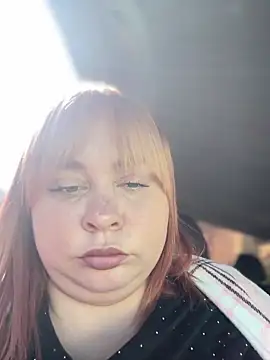 Model9798 online show from April 22, 2026, 6:42 am