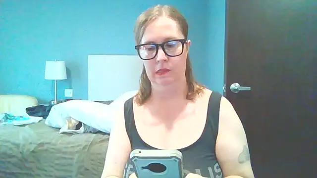 SweetandNaughty1 online show from September 15, 2025, 8:31 pm