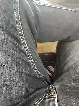 coolrocky346 online show from February 21, 2025, 10:17 am