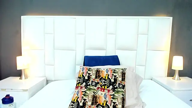 Snapshot of yeral2017 chatting on March 20, 2025, 3:47 pm yeral2017 online show from March 20, 2025, 3:47 pm