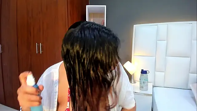 Snapshot of yeral2017 chatting on November 28, 2025, 1:22 pm yeral2017 online show from November 28, 2025, 1:22 pm