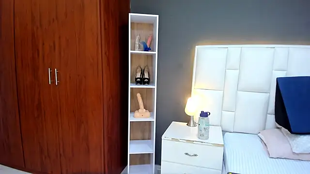 Snapshot of yeral2017 chatting on November 12, 2025, 1:26 pm yeral2017 online show from November 12, 2025, 1:26 pm