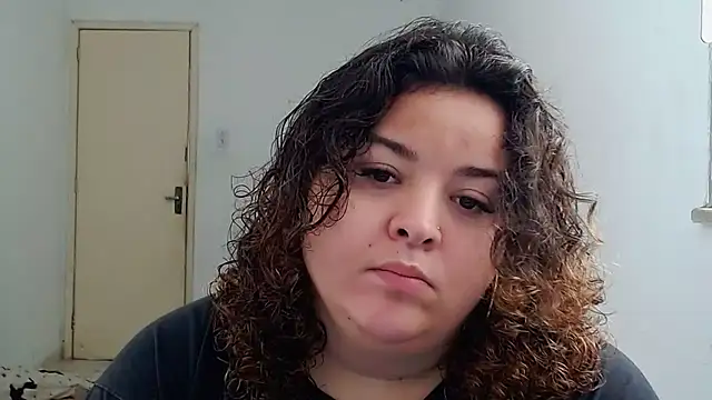 Snapshot of valentinny chatting on October 4, 2025, 2:07 pm valentinny online show from October 4, 2025, 2:07 pm